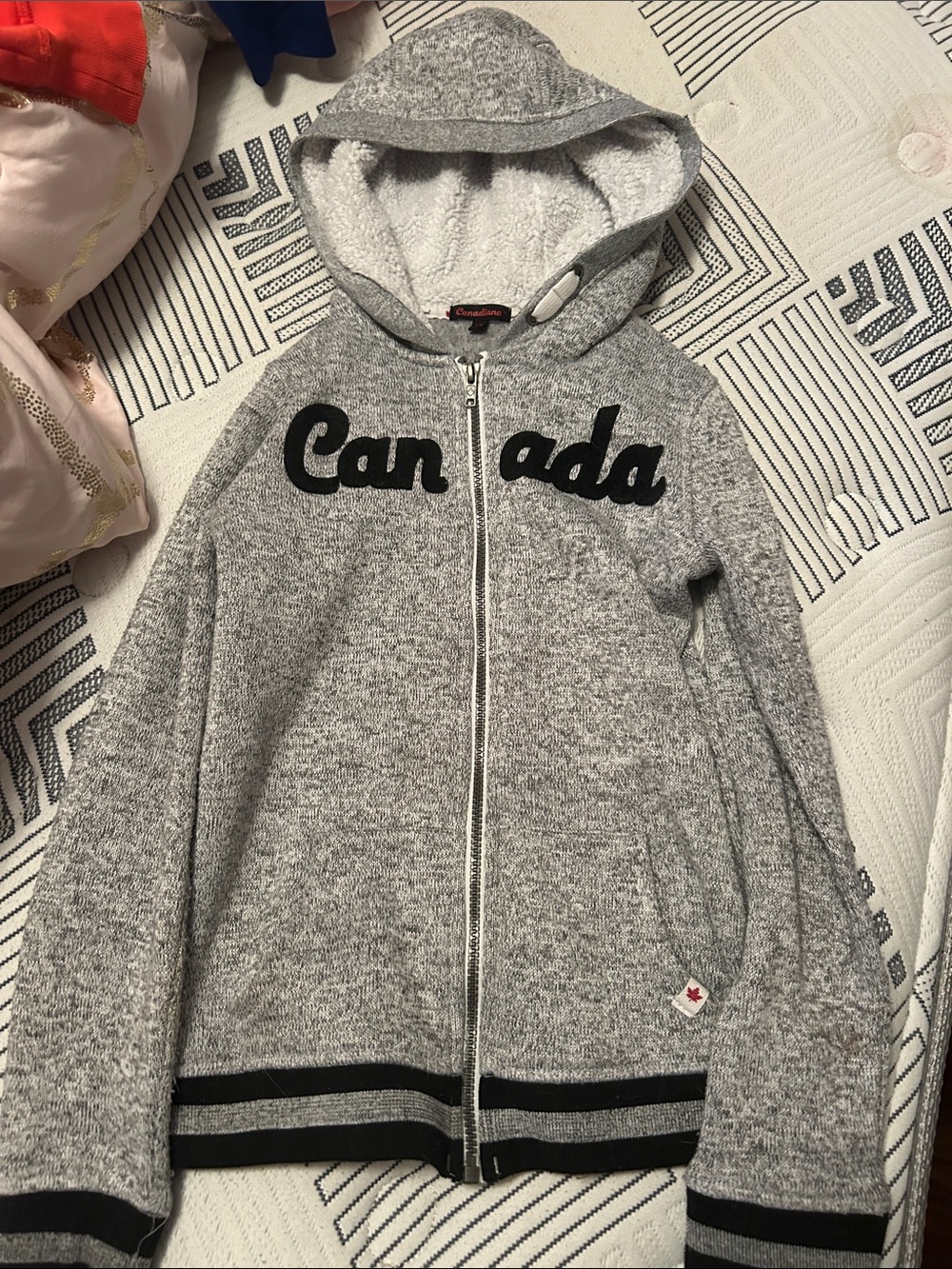 Canadiana zip up hoodie